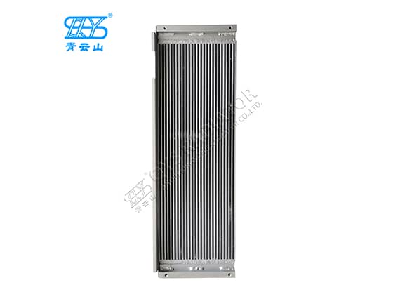 三一956装载机散热器油冷器